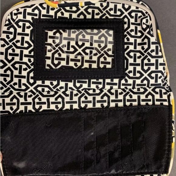 Vera Bradley kiss n snap Dogwood wallet - Picture 4 of 6